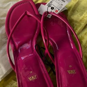 Kitten heel fushcia sandal